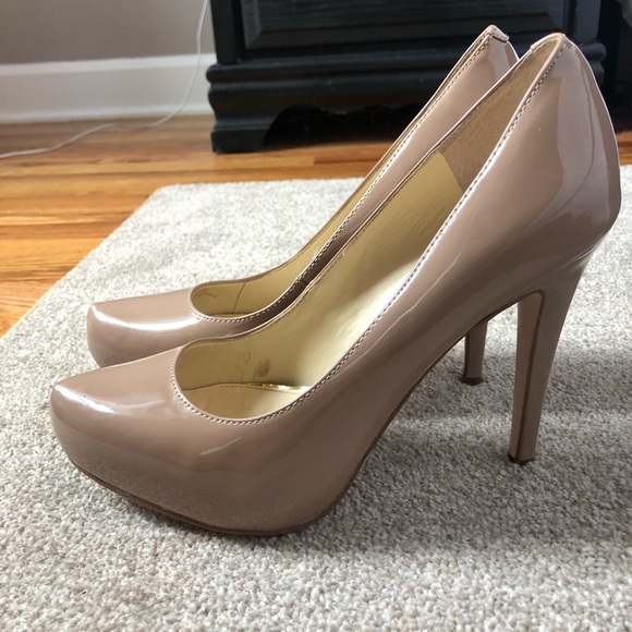 jessica simpson nude platform pumps